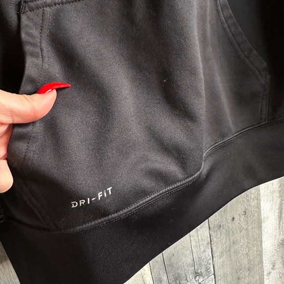 Nike Dri-Fit hoodie - Picture 3 of 4